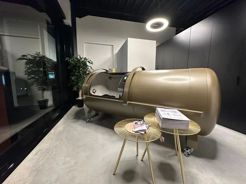 OXYLIFE I90 personal capsule