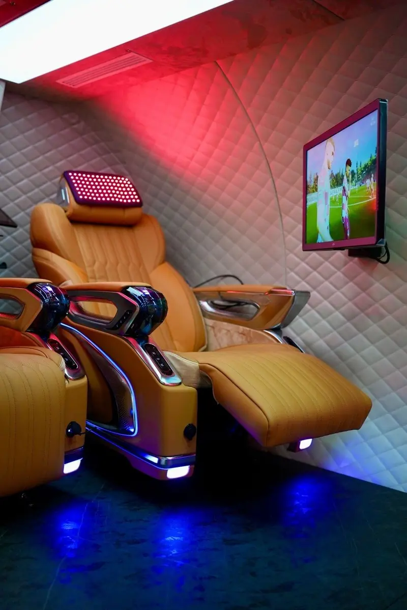 5Lifetech recliners: PEMF and infrared inside the seat, with an extra infrared head panel