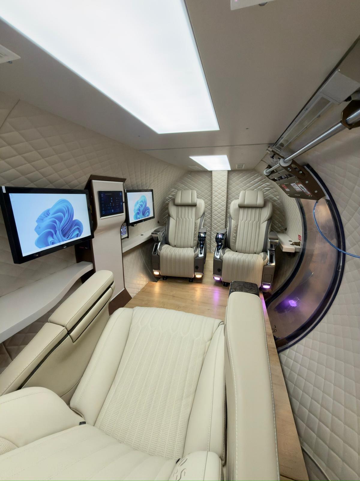 LUXOS Interior